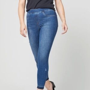 NWT SPANX Distressed Ankle Skinny Jeans Medium Wash size Small